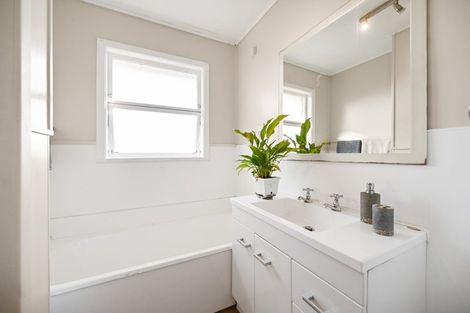 Photo of property in 44a Young Street, Morrinsville, 3300