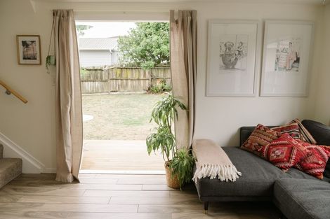 Photo of property in 5 Montego Place, Weymouth, Auckland, 2103