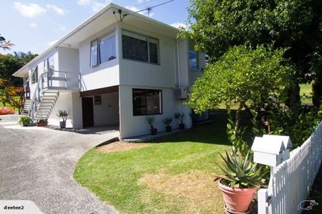 Photo of property in 1/32 Teal Crescent, Beach Haven, Auckland, 0626