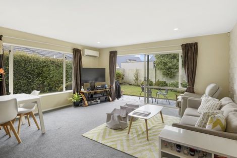 Photo of property in 19 Seascape Gardens, Bromley, Christchurch, 8062