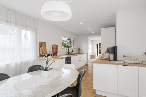 Photo of property in 1 Wayne Place, Judea, Tauranga, 3110