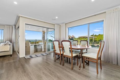 Photo of property in 69 Hillcrest Road, Hatfields Beach, Orewa, 0931