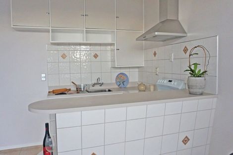 Photo of property in 72f Queen Street West, Levin, 5510