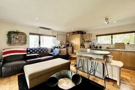 Photo of property in 11 Scarlock Avenue, Browns Bay, Auckland, 0630