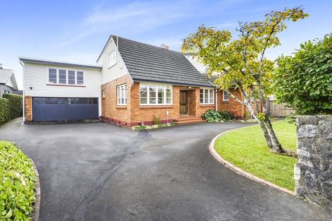 Photo of property in 15 Tamihana Avenue, Fairfield, Hamilton, 3214