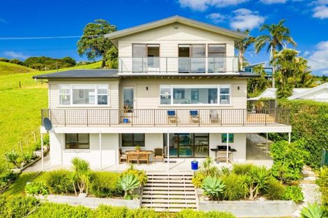 Photo of property in 53 Saint Anne Road, Waipu, 0582