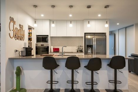 Photo of property in 115 Awataha Crescent, Pyes Pa, Tauranga, 3110