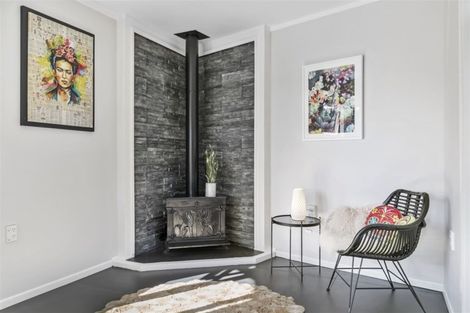 Photo of property in 75 Saffron Street, Birkdale, Auckland, 0626