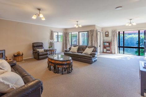 Photo of property in 6 Bishops Close, Greenmeadows, Napier, 4112