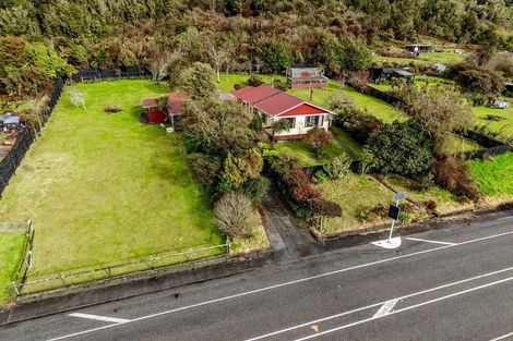 Photo of property in 9 Main Road, Harihari, 7884