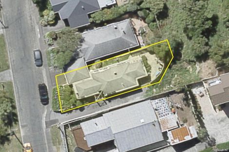 Photo of property in 106 Parkvale Road, Karori, Wellington, 6012