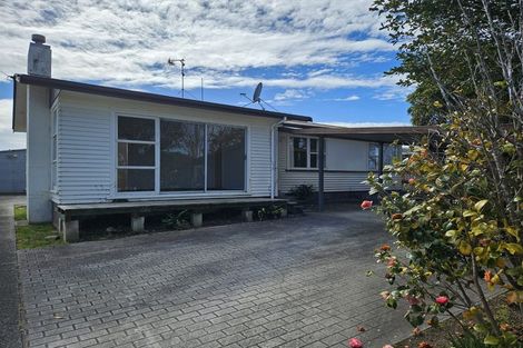 Photo of property in 11 Cricket Place, Melville, Hamilton, 3206