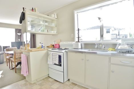 Photo of property in 4173 Great North Road, Glen Eden, Auckland, 0602