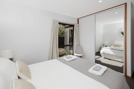 Photo of property in 7/4 Broadbent Street, Riccarton, Christchurch, 8041