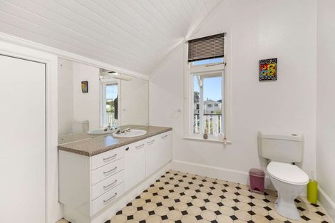 Photo of property in 90 Gonville Avenue, Gonville, Whanganui, 4501