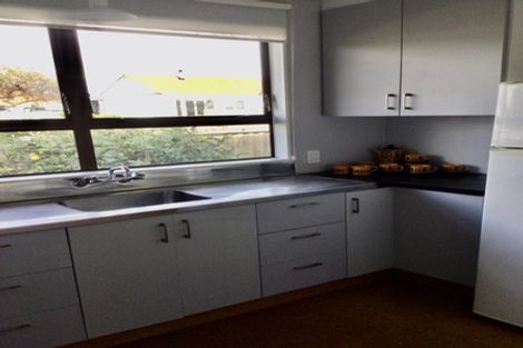 Photo of property in 3 Kaimata Street, Brooklands, New Plymouth, 4310