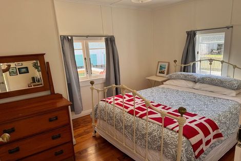 Photo of property in 15 Pataua Street, Pataua South, Onerahi, 0192