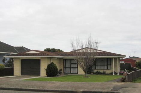Photo of property in 125 Weraroa Road, Levin, 5510