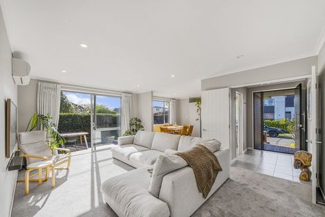 Photo of property in 2a Gilbert Place, Sydenham, Christchurch, 8023