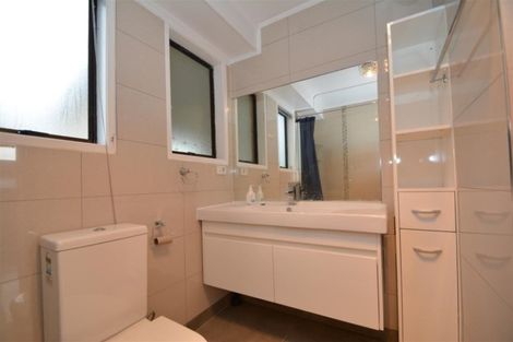 Photo of property in 56 Hollyford Drive, Clover Park, Auckland, 2105