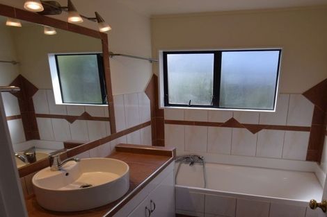 Photo of property in 27a Temple Street, Meadowbank, Auckland, 1072