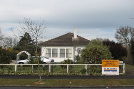 Photo of property in 2 Sare Crescent, Fairfield, Hamilton, 3214