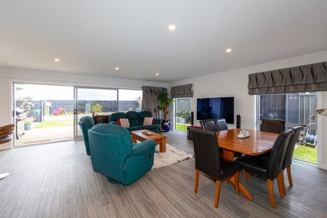 Photo of property in 5 Hurunui Drive, Te Awa, Napier, 4110