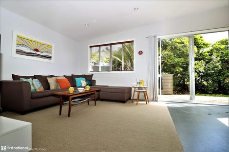 Photo of property in 52 Mako Avenue, Whiritoa, Whangamata, 3691