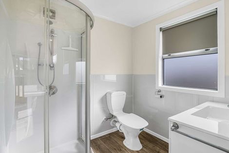 Photo of property in 8 Ormond Street, Woodville, 4920