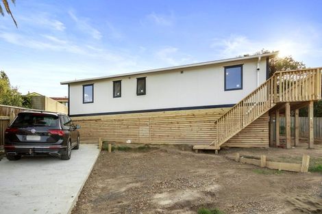 Photo of property in 104a Te Pene Avenue, Titahi Bay, Porirua, 5022