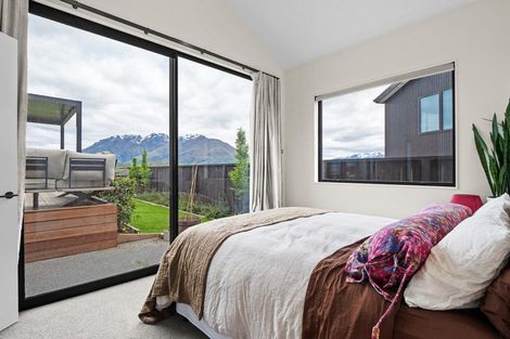 Photo of property in 93 Spur Ridge Rise, Jacks Point, 9371