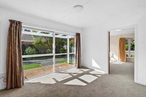 Photo of property in 1/23 Tuirau Place, Ilam, Christchurch, 8041
