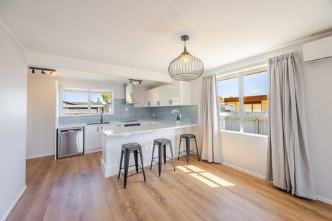 Photo of property in 45 Caernarvon Drive, Flaxmere, Hastings, 4120