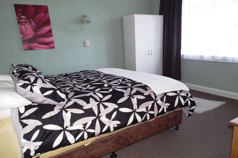 Photo of property in 9 Kelvin Street, South Hill, Oamaru, 9400