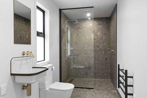 Photo of property in 30c Waiwaka Terrace, Strandon, New Plymouth, 4312