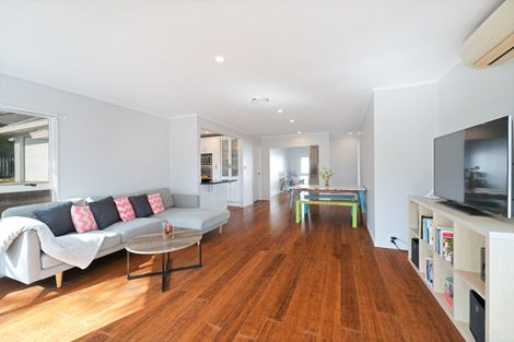 Photo of property in 13 Gala Place, Henderson, Auckland, 0612