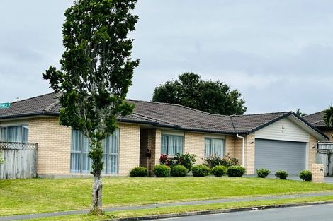 Photo of property in 76 Westgate Drive, Massey, Auckland, 0614