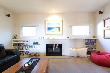 Photo of property in 8 Ocean View Terrace, Sumner, Christchurch, 8081