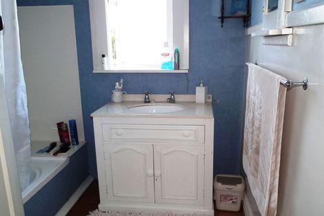 Photo of property in 9 Kelvin Street, South Hill, Oamaru, 9400