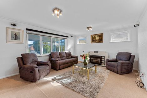 Photo of property in 36 Totara Park Road, Clouston Park, Upper Hutt, 5018