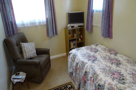 Photo of property in 18 Matai Street, Levin, 5510