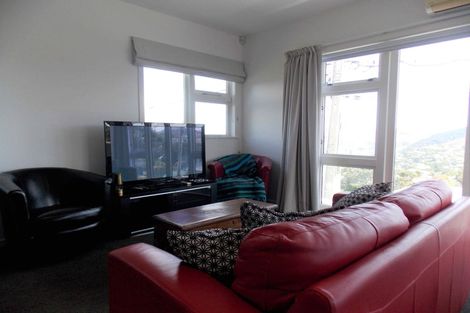 Photo of property in 1a Clive Road, Khandallah, Wellington, 6035