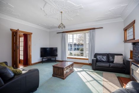 Photo of property in 37 Wallace Place, Westown, New Plymouth, 4310