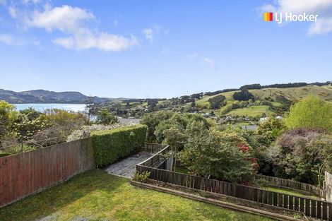 Photo of property in 9 Featherston Street, Macandrew Bay, Dunedin, 9014