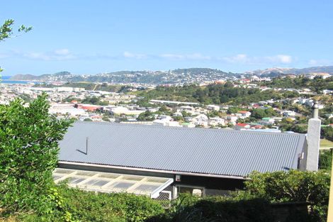 Photo of property in 145 Nevay Road, Miramar, Wellington, 6022