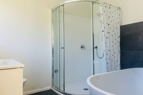 Photo of property in 61 Powrie Street, Glenfield, Auckland, 0629