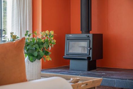 Photo of property in 19 Settlers Hill, Akaroa, 7520