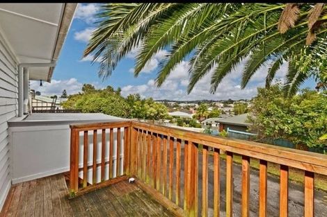 Photo of property in 1/138 Forrest Hill Road, Forrest Hill, Auckland, 0620