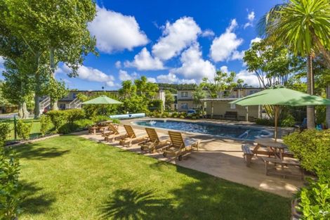 Photo of property in The Grange, 17/92 Bush Road, Albany, Auckland, 0632