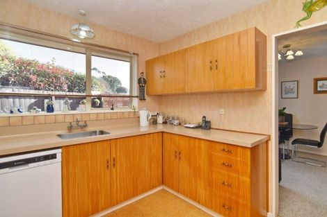 Photo of property in 2/11 Ludecke Place, Sockburn, Christchurch, 8042